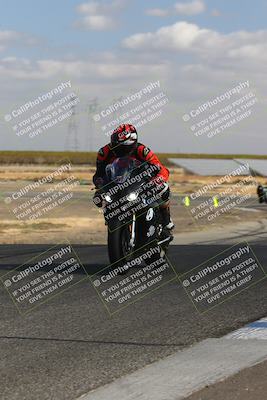 media/Nov-03-2024-TrackDaz (Sun) [[44580f4982]]/B Group/1220pm (Wheelie Bump)/